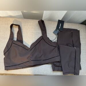 Abercrombie & Fitch YPB sculptLUX Sports Bra & Leggings Set